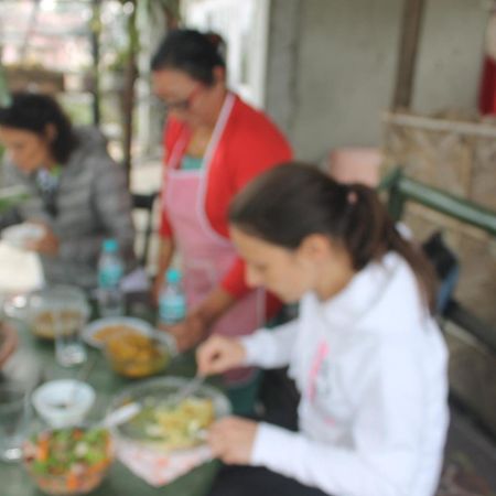 Mansarover Home Stay Kalimpong Ngoại thất bức ảnh