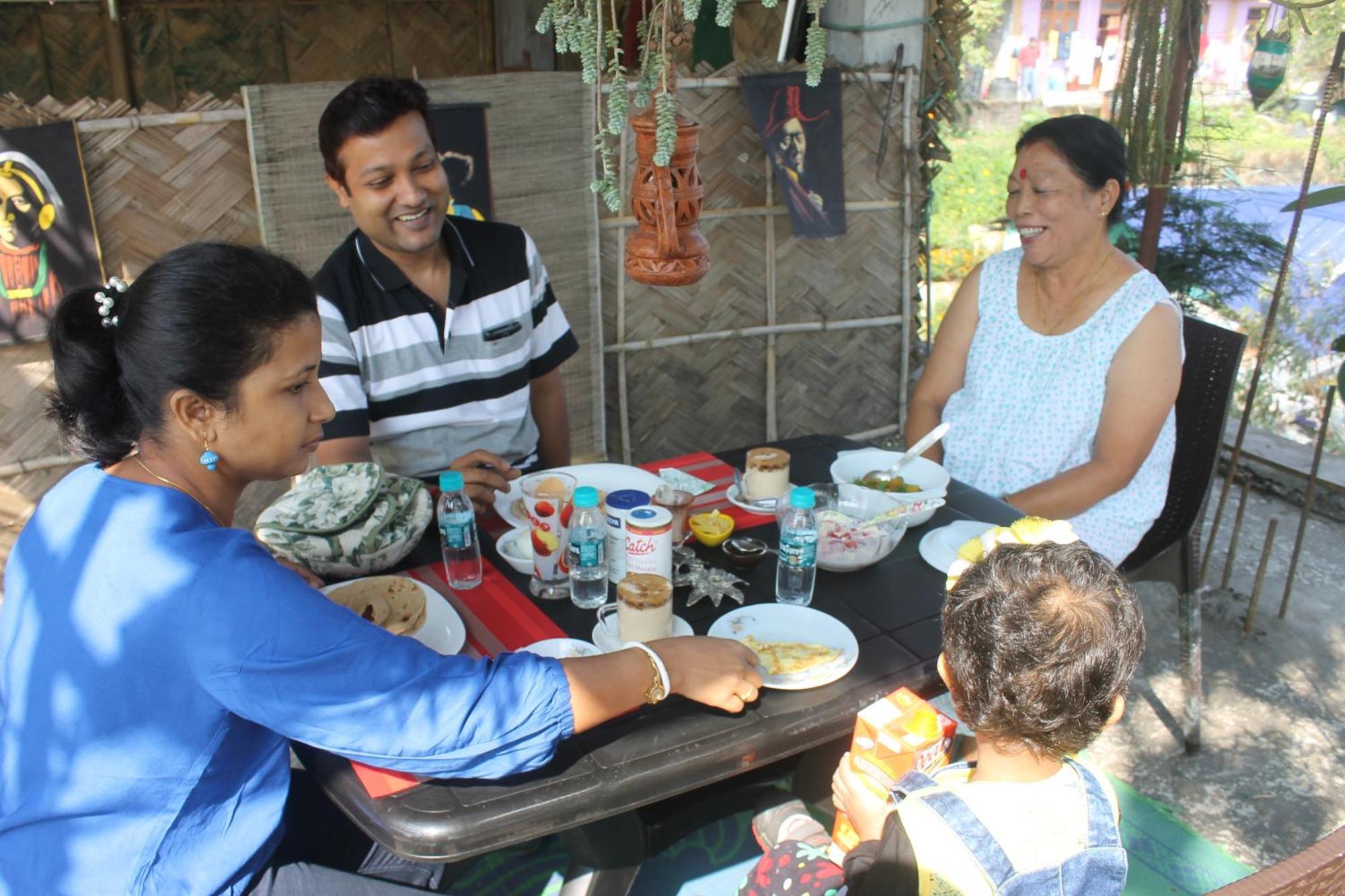 Mansarover Home Stay Kalimpong Ngoại thất bức ảnh